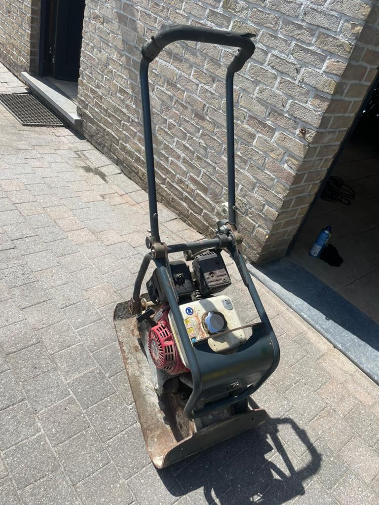 Trilplaat, Doe-het-zelf en Bouw, Ophalen, Gebruikt, Benzinemotor