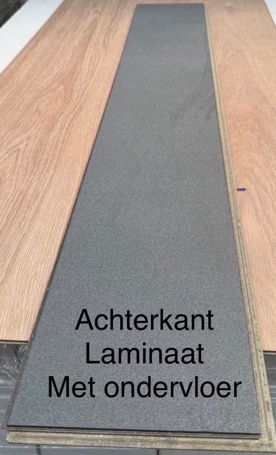 4 pakken Laminaat 8MM,waterbestendig met ondervloer(9,8m2), Ophalen, Nieuw, Beige, Laminaat