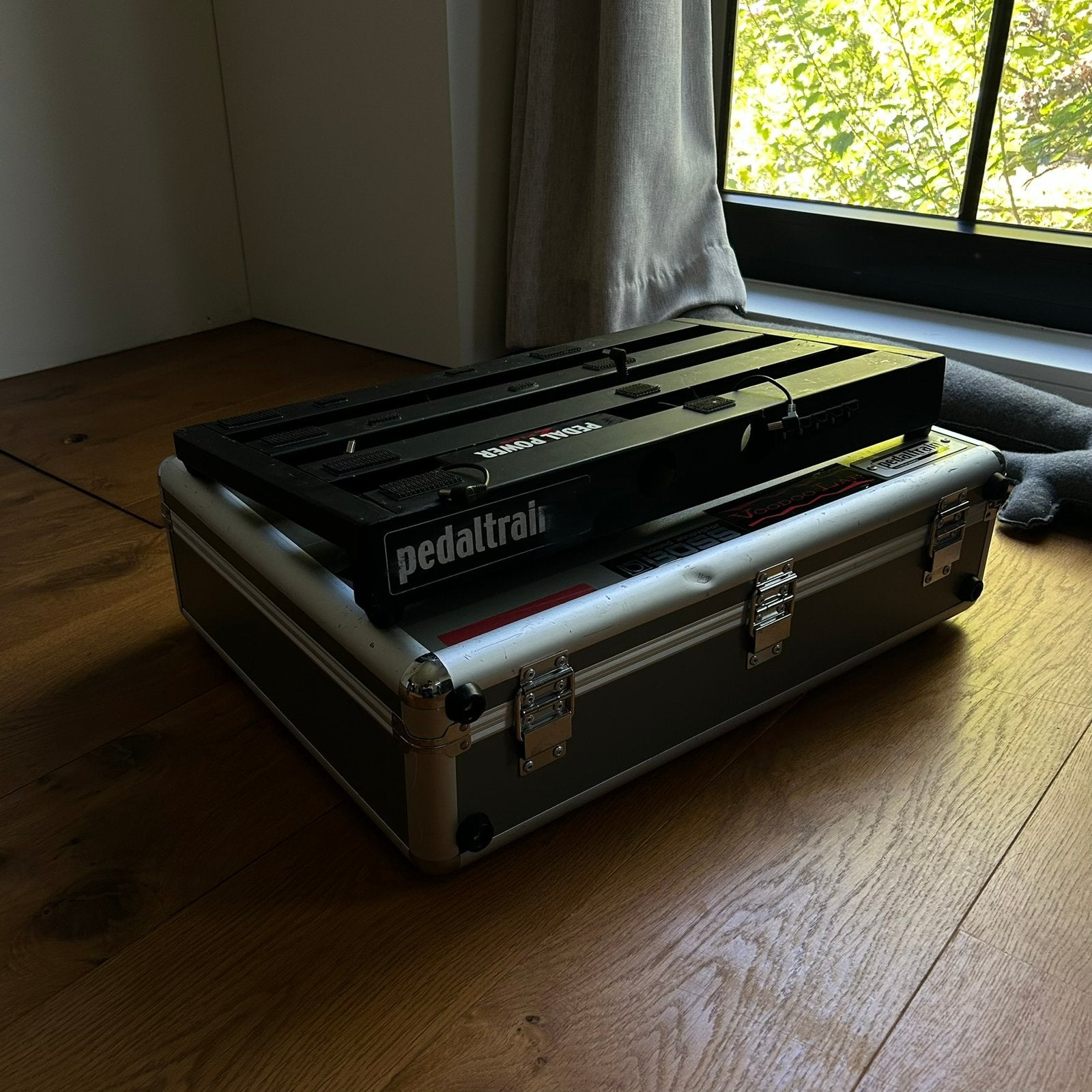 Pedaltrain met hardcase, Ophalen, Zo goed als nieuw