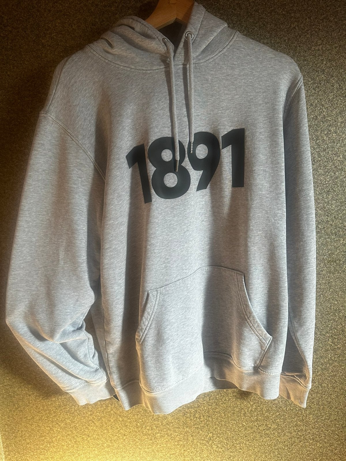 Hoodie 1891 club brugge, Enlèvement ou Envoi, Comme neuf, Taille 48/50 (M), Gris
