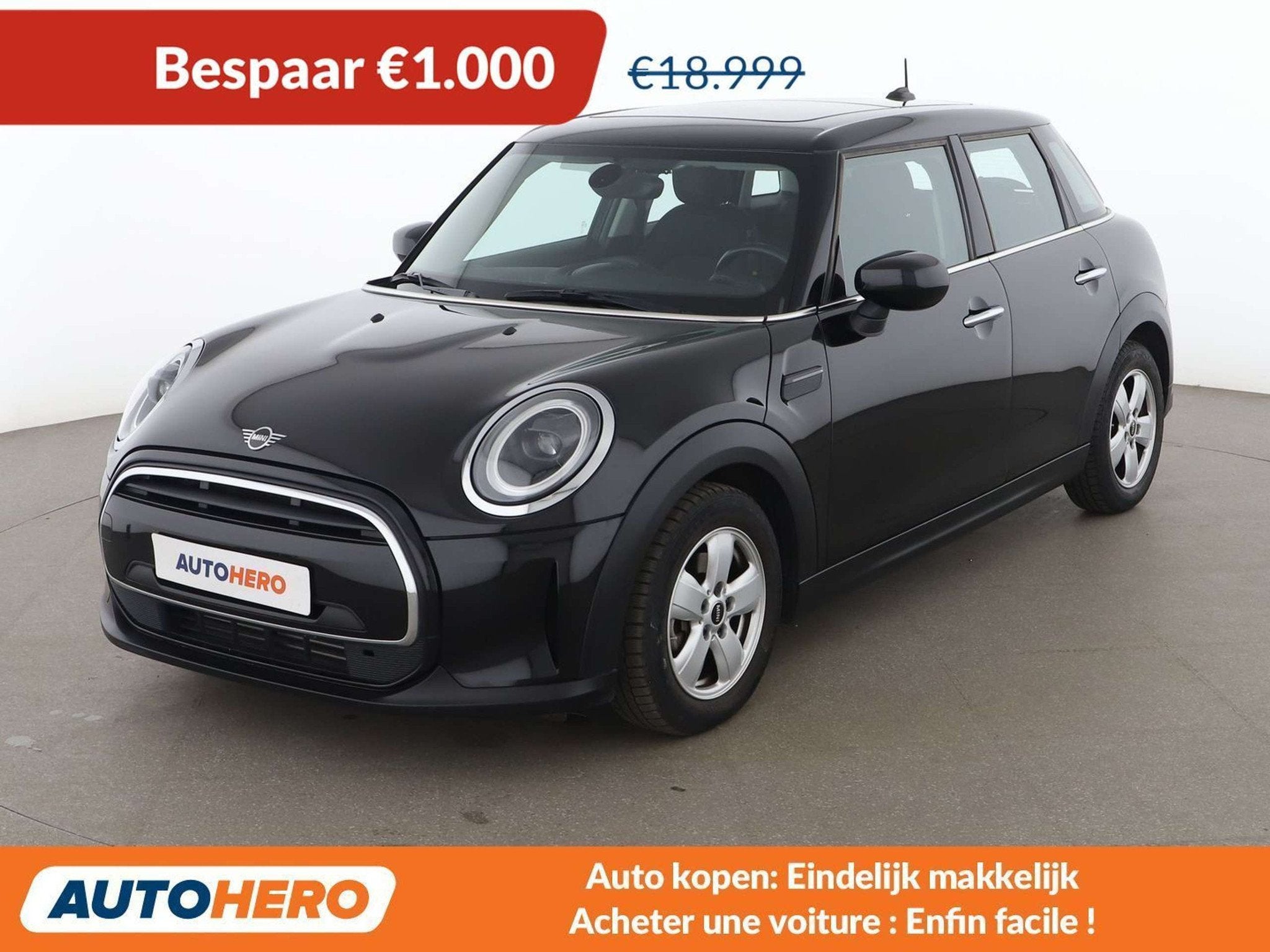 MINI Cooper Cooper Essential Trim (bj 2021, automaat), Stof, Gebruikt, 136 pk, Zwart
