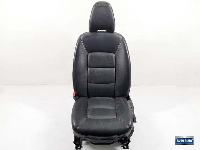 Siège gauche d'un Volvo V70, -, 3 mois de garantie, -, -