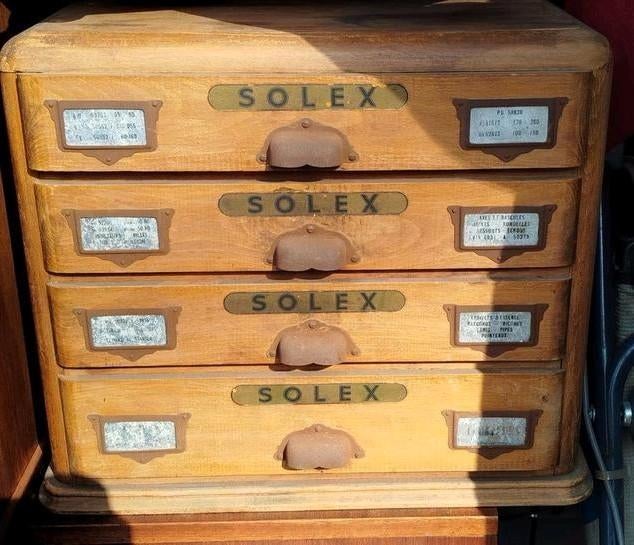 Collection - Meuble rangement Solex en bois - Avec pièces !!, Collections, Enlèvement