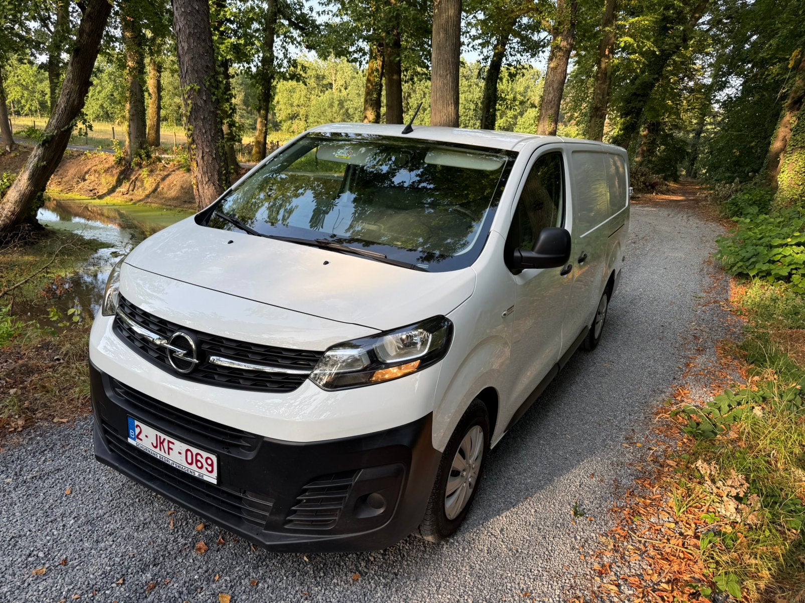 Te huur bestelwagen / voertuig / auto, Ophalen, Voor, Opel