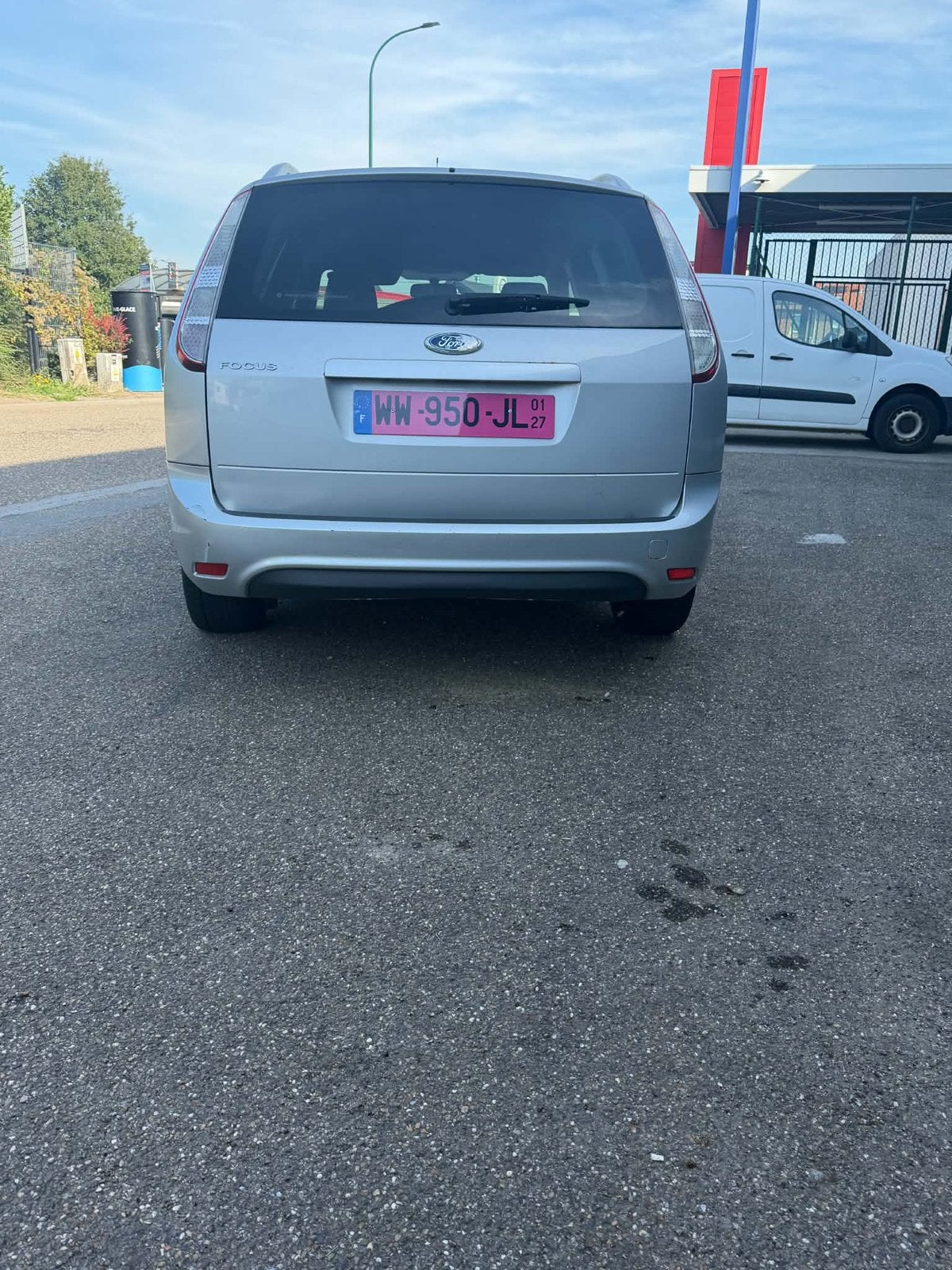 Ford focus 2008 en bonne état général ct ok