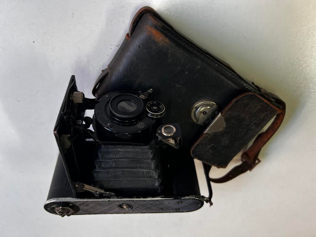 Oud fototoestel, Ophalen