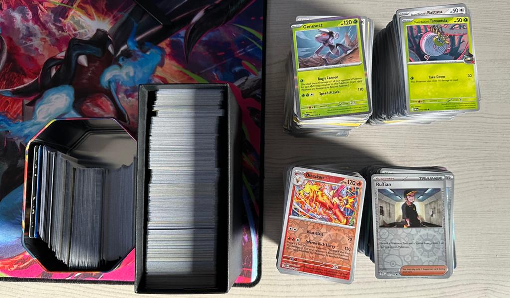 Pokemon 2447+- kaarten bulk te koop van verschillende sets, Ophalen, Gebruikt