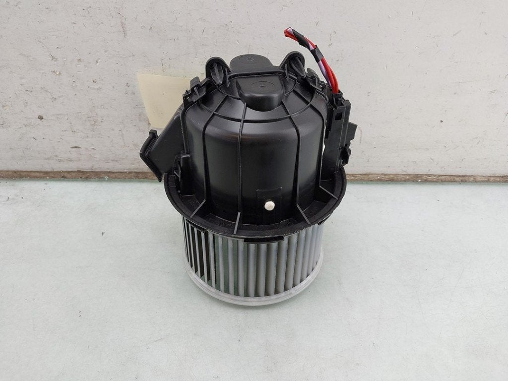 VENTILATEUR RADIATEUR MOTEUR Peugeot 208 II (UB / UH / UP), Kontakt-peugeot@peugeot.com, Utilisé, Peugeot Deutschland GmbH, Bahnhofsplatz
65423  Rüsselsheim, DE