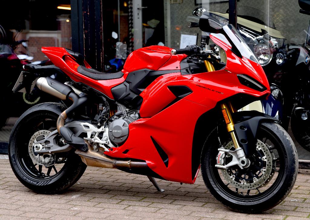 DUCATI PANIGALE V2S ***MOTOVERTE.BE***, Motoren, Motoren | Ducati, Handvatverwarming, 2 cilinders, Occasion, 890 cc