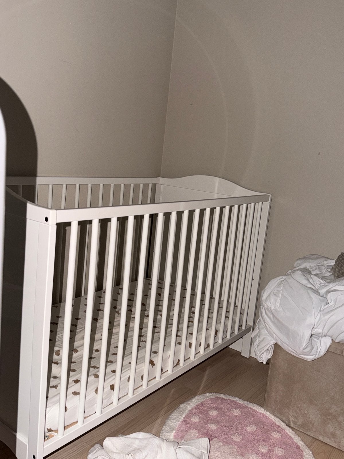 Babybed ikea, Enfants & Bébés, Chambre d'enfant | Chambres d'enfant complètes, Enlèvement, Comme neuf