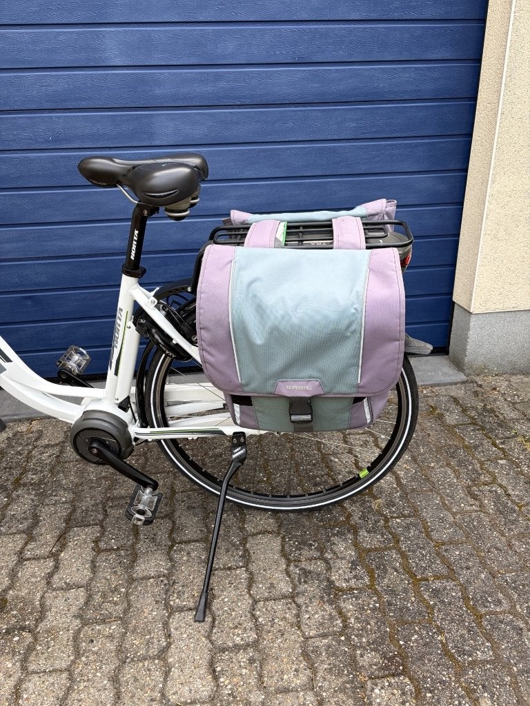 Basil Dubbele fietstassen, Vélos & Vélomoteurs, Accessoires vélo | Sacoches, Enlèvement ou Envoi, Utilisé, BASIL
