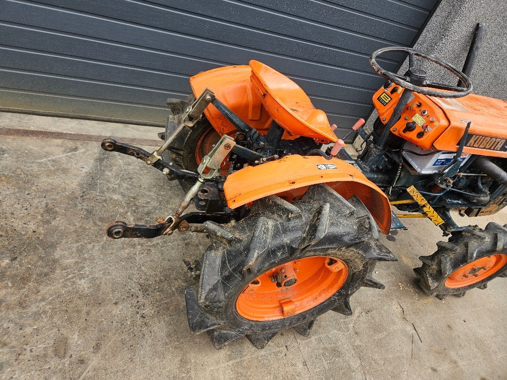 Tracteur kubota b7000, Enlèvement, Utilisé, Autres marques