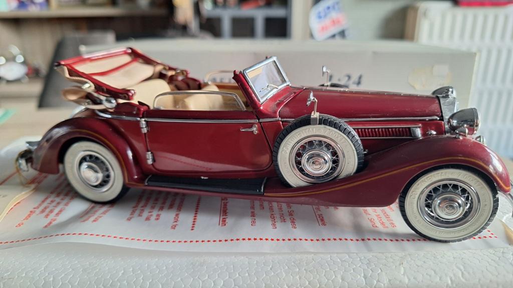 ② CMC - Horch 853 uit 1937 - schaal 1/24 — Modelauto's | 1:24