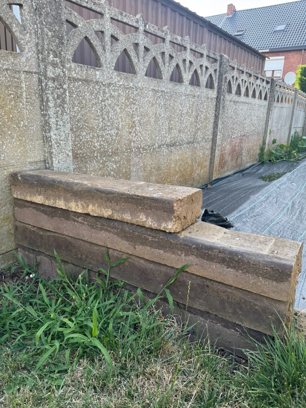 GRATIS! Betonnen boordsteen/balk, Ophalen, Gebruikt, Minder dan 180 cm, Balken
