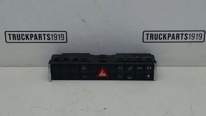 Mercedes-Benz MB A9605400346 |  Paniekschakelaar MP4, Enlèvement, Utilisé, Mercedes-Benz, Tableau de bord & Interrupteurs