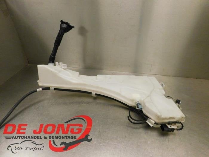 Ruitensproeiertank voor van een BMW X5, Gebruikt, -, -, Ophalen of Verzenden