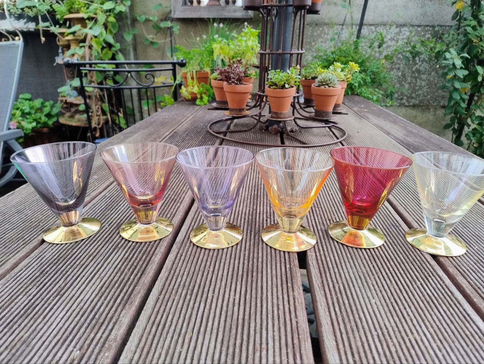 Set van 6 iriserende gekleurde kegelvormige glazen, Ophalen of Verzenden
