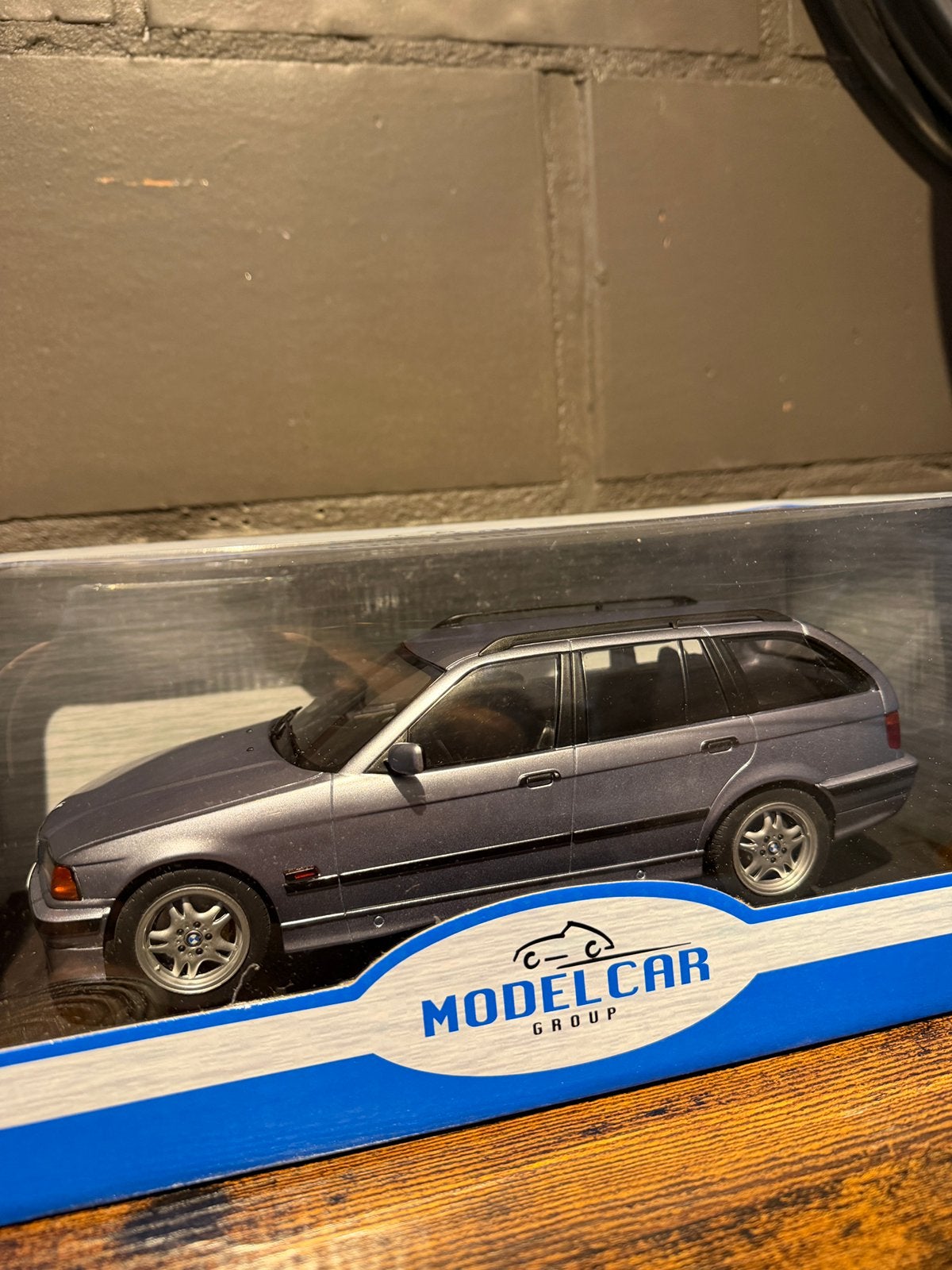 Bmw E36 Touring samoa blue, Hobby en Vrije tijd, Ophalen, Zo goed als nieuw