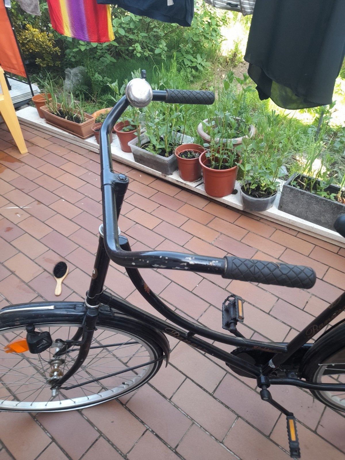 Oma fiets, Ophalen