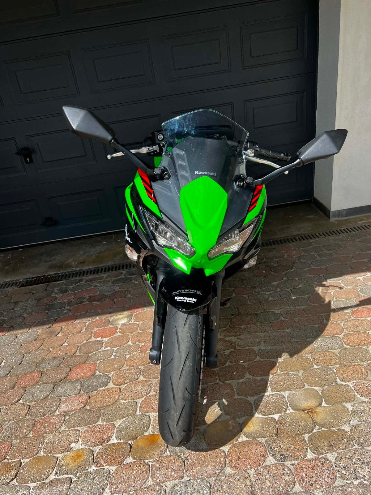 A vendre Kawasaki ninja 650 entretien complet réalisé 2800km, Occasion, Plus de 35 kW, 2 cylindres, 650 cm³
