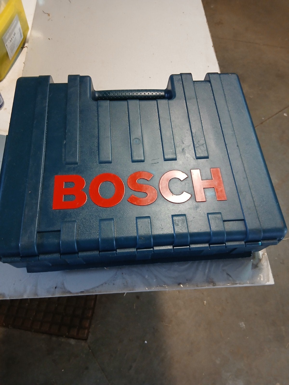 boîte bosch vide, Bricolage & Construction