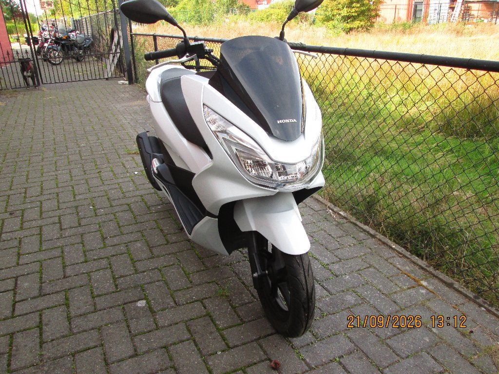 PCX 125 Honda, Motoren, Ophalen, 1 cilinder, 11 kW of minder