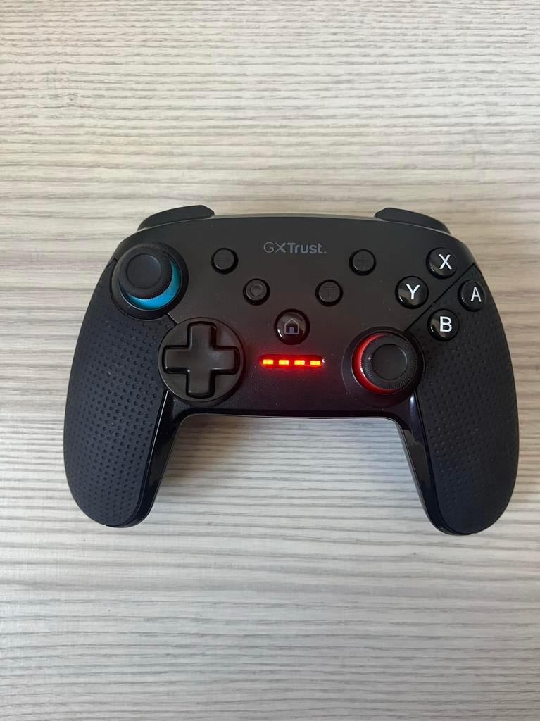 Nintendo Switch Pro Controller Draadloos, Games en Spelcomputers, Ophalen, Draadloos, Zo goed als nieuw, Switch