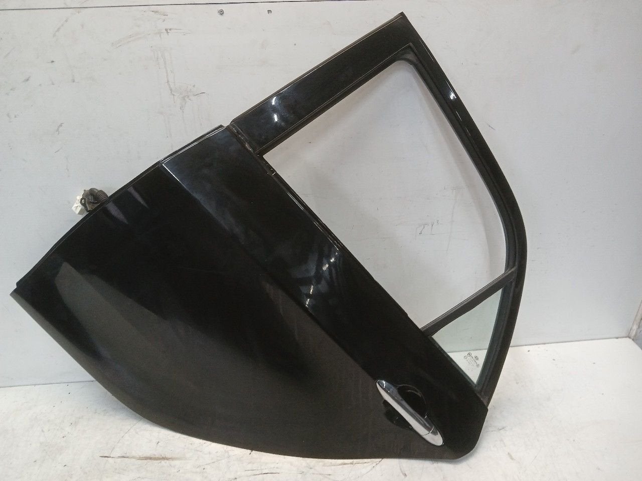 Portier links achter Kia Picanto, Auto-onderdelen, Onderdelen@venauto.nl, Van der Ven Autorecycling B.V., Ettenseweg 76, 4706 PB Roosendaal, The Netherlands