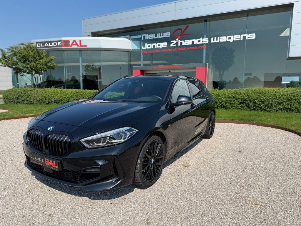 BMW 118i, Adaptive Cruise Control, 1 Reeks, Zwart, Leder