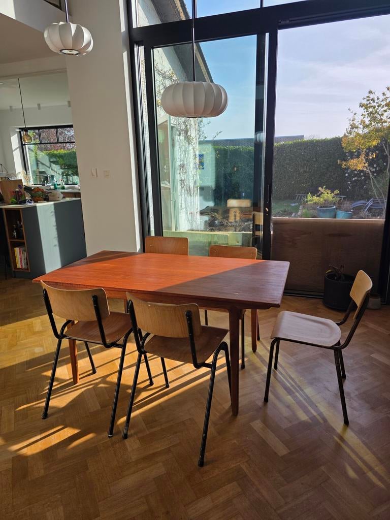 6 vintage schoolstoelen, Enlèvement