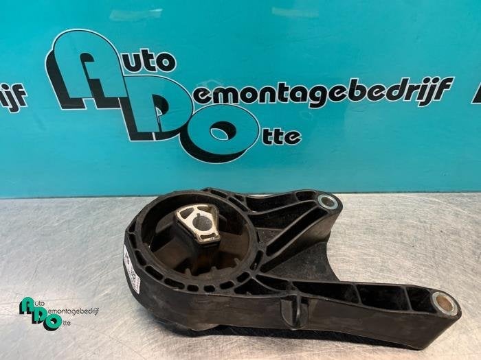 Motorsteun van een Opel Astra (Astra J 10-), Auto-onderdelen, Gebruikt, -, -, Opel