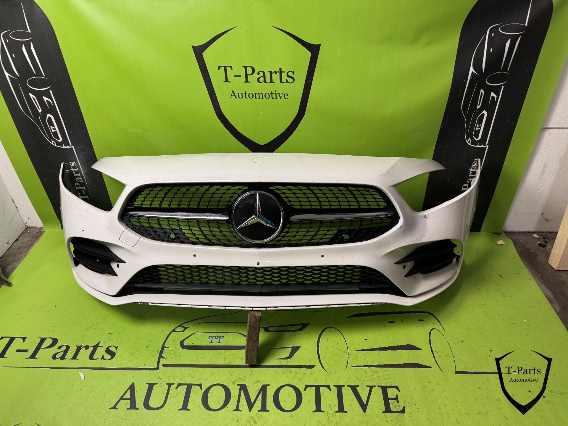 pare-chocs avant Mercedes Classe A W177 pare-chocs AMG, Mercedes-Benz AG, Pare-chocs, Mercedes-Benz, Utilisé