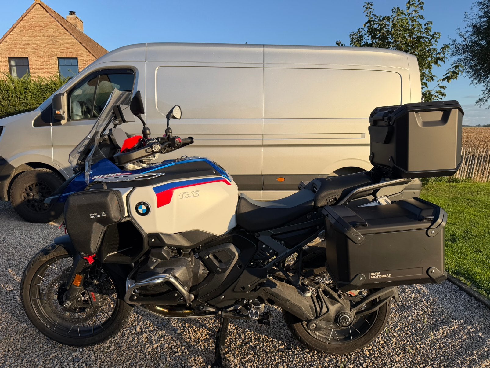 BMW R 1300 GS Adventure Trophy – 2025 – Full Option, Motoren, Ophalen, Gebruikt