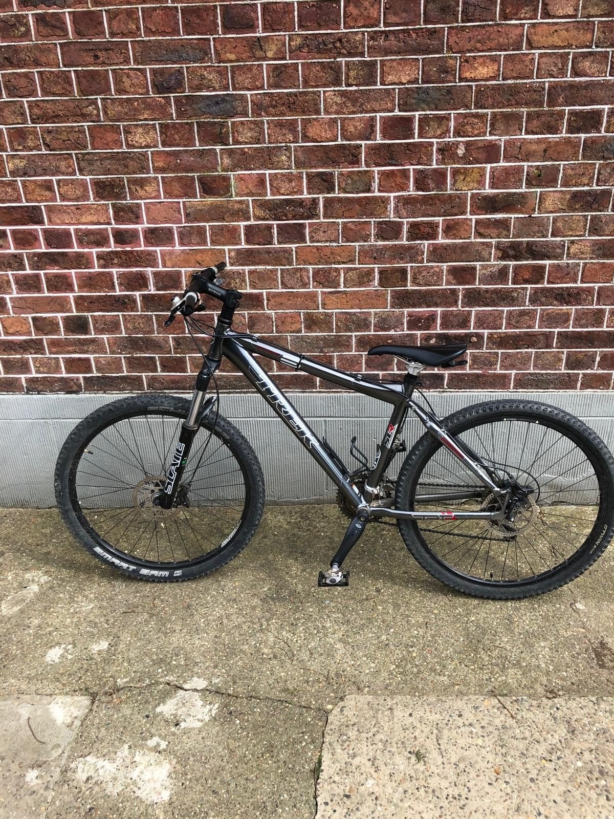 Vélo de montagne Trek, Enlèvement