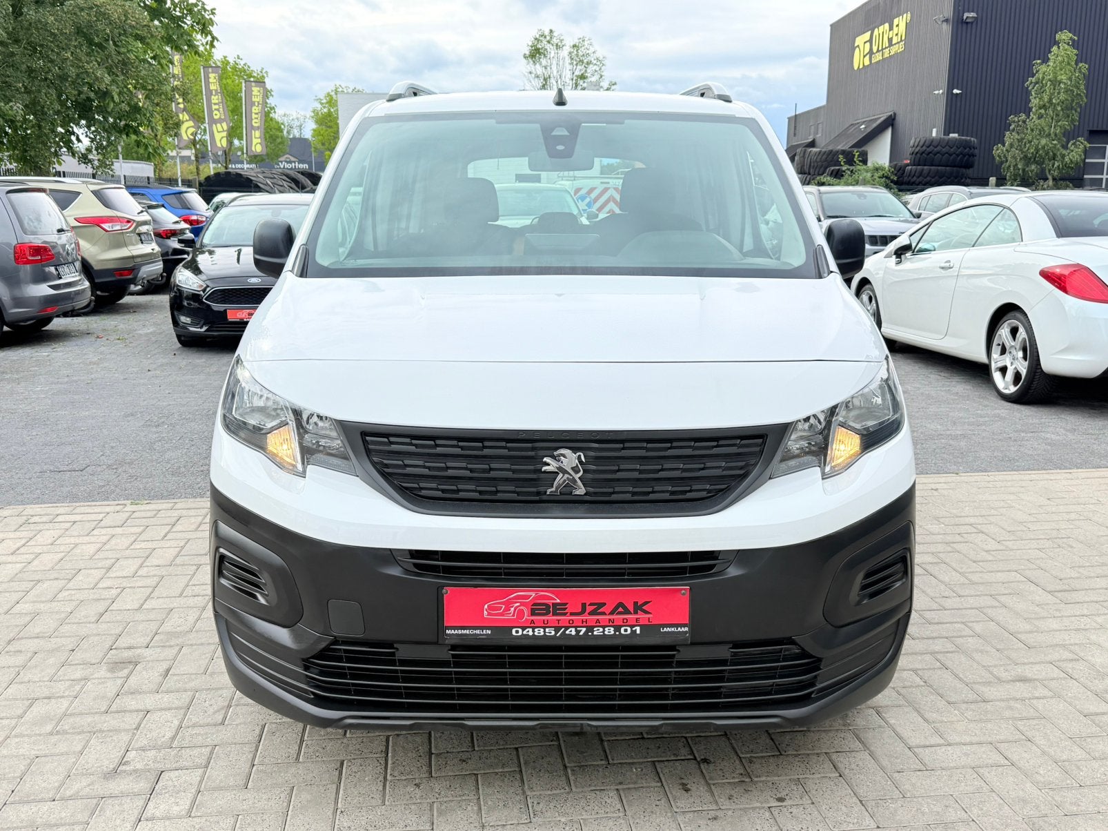 Peugeot Rifter 1.5BleuHDi 1j garantie 2019 Apple Carplay, Autos, Achat, Entreprise, Boîte manuelle, 5 portes