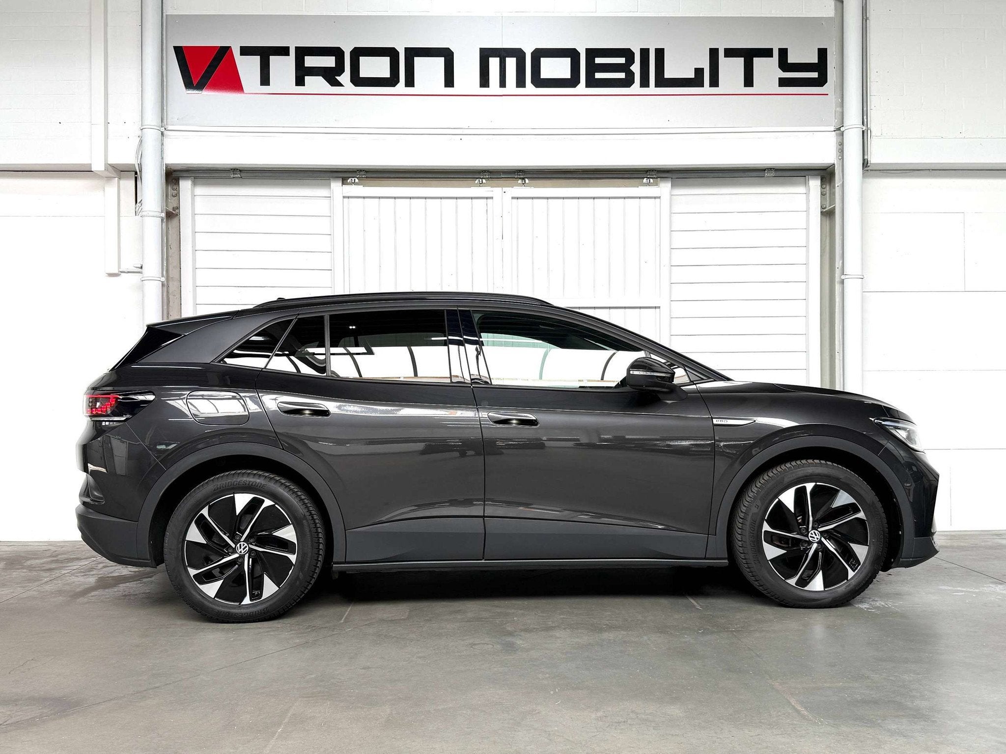 Volkswagen ID.4 ID.4 77 kWh Pro PANO*360CAMERA*HEAD-UP*TRE, Autos, Volkswagen, Argent ou Gris, Achat, Entreprise, Alcantara