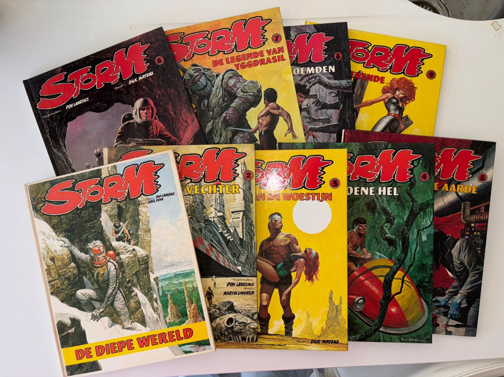 STORM, Complete serie of reeks, Ophalen of Verzenden, Gelezen