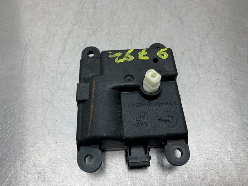 ACTIONNEUR MOTEUR VOLET CHAUFFAGE Nissan Murano (Z51), Utilisé, Nissan