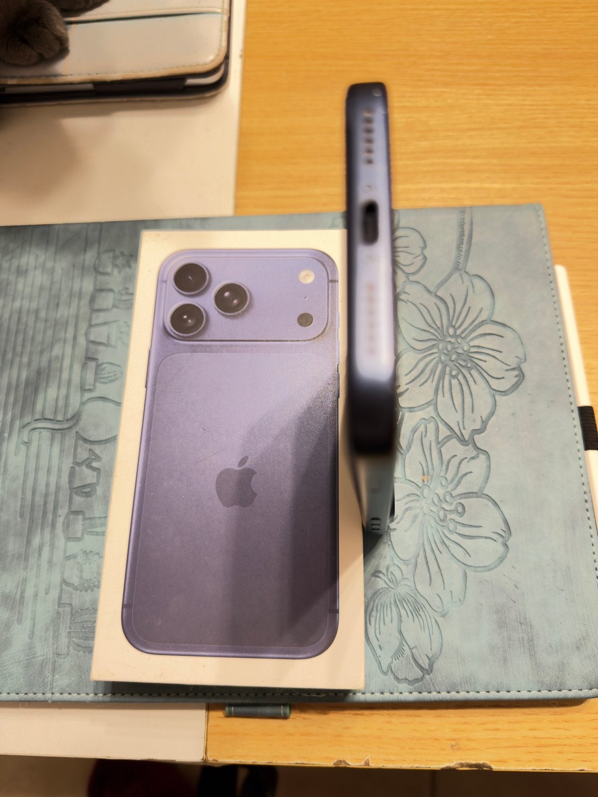 Je vends mon iphone 17 pro max 256 go, Enlèvement, Comme neuf, Autres modèles, Sans simlock