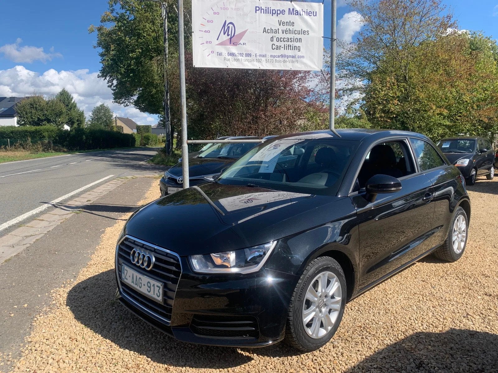 Audi A1 1.0 essence TFSi..GARANTIE 1 AN..GPS..BlueTooth..Air, Auto's, 4 zetels, Stof, Bluetooth, Zwart