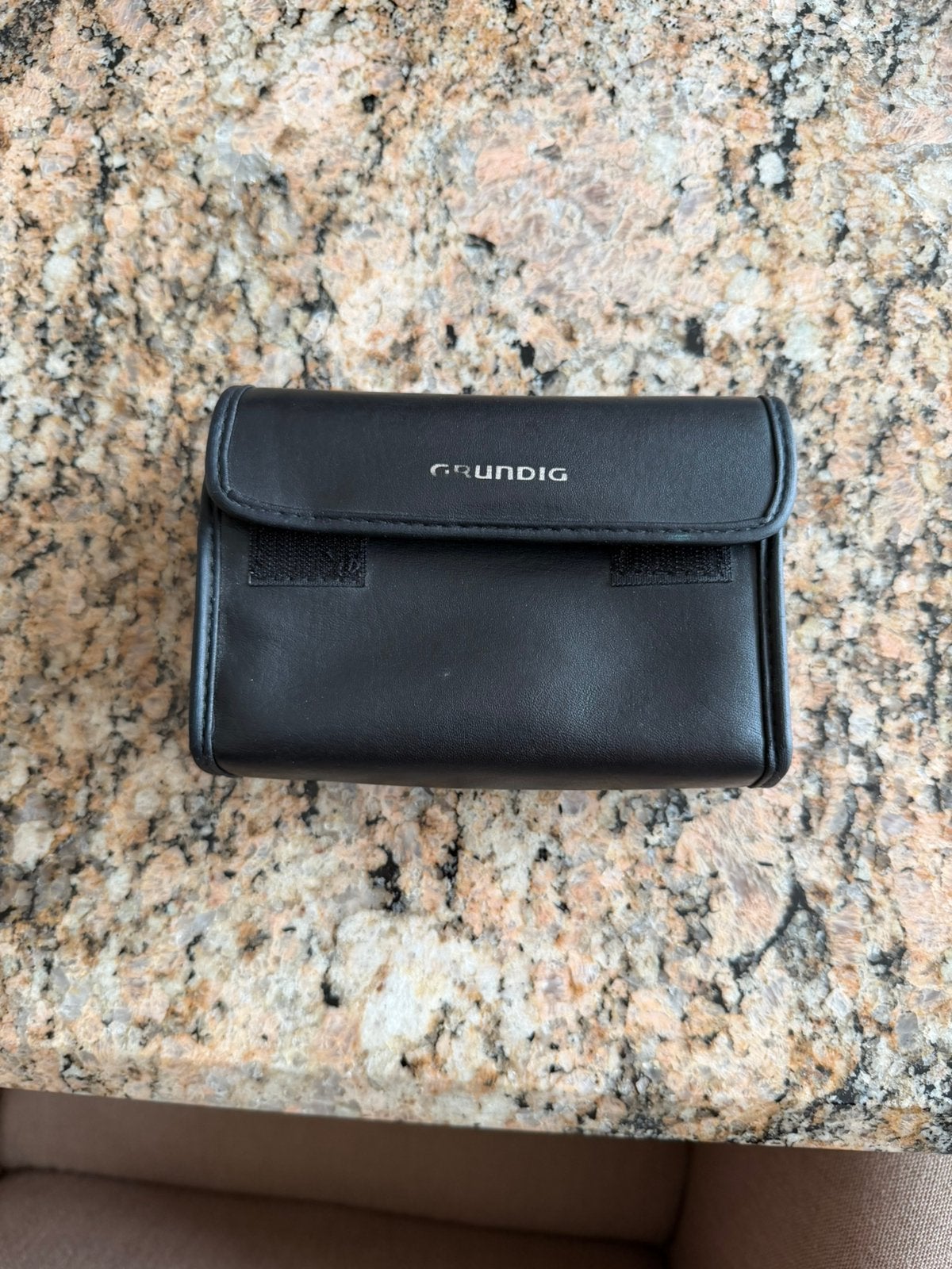 Grundig Yacht Boy 220 + originele draagtas, Enlèvement, Utilisé, Récepteur universel