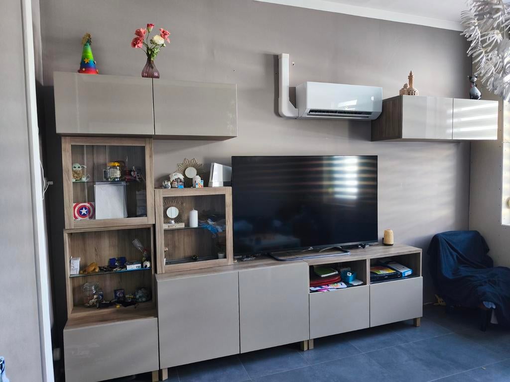 Ensemble de meubles besta Ikea, Enlèvement