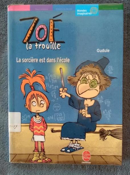 „Zoe the Scary, deel 1: De heks zit in de school”, Gelezen, Fictie algemeen, Ophalen of Verzenden, Gudule