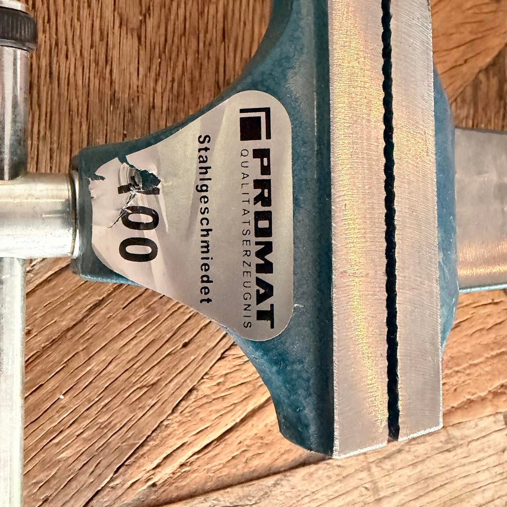 Bankschroef Promat 100, Doe-het-zelf en Bouw, Ophalen, Nieuw