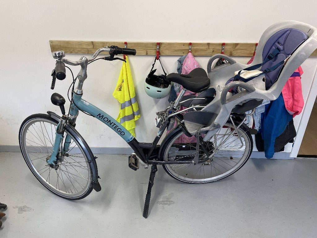 Damesfiets met stoeltje, Ophalen