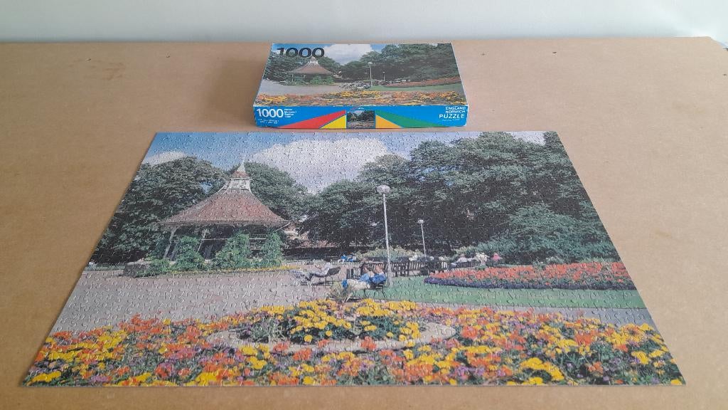 Puzzle vintage : Norwich, Angleterre (1000 pièces), Enlèvement ou Envoi, 500 à 1500 pièces, Utilisé, Puzzle