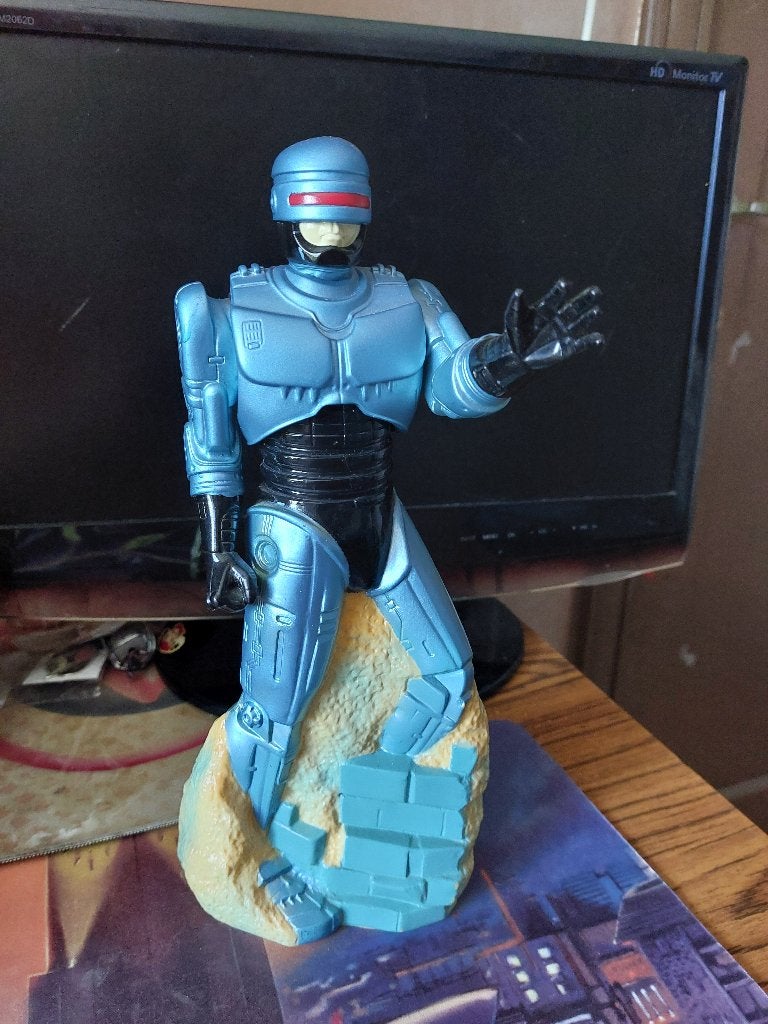 Robocop 12,5 pouces 80 années made in England, Ophalen, Gebruikt