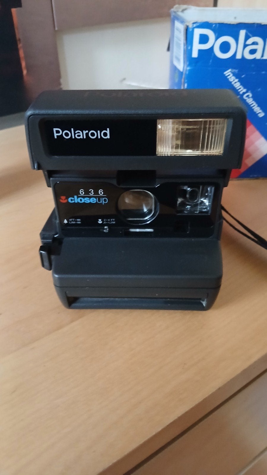 Polaroïd 636, Enlèvement