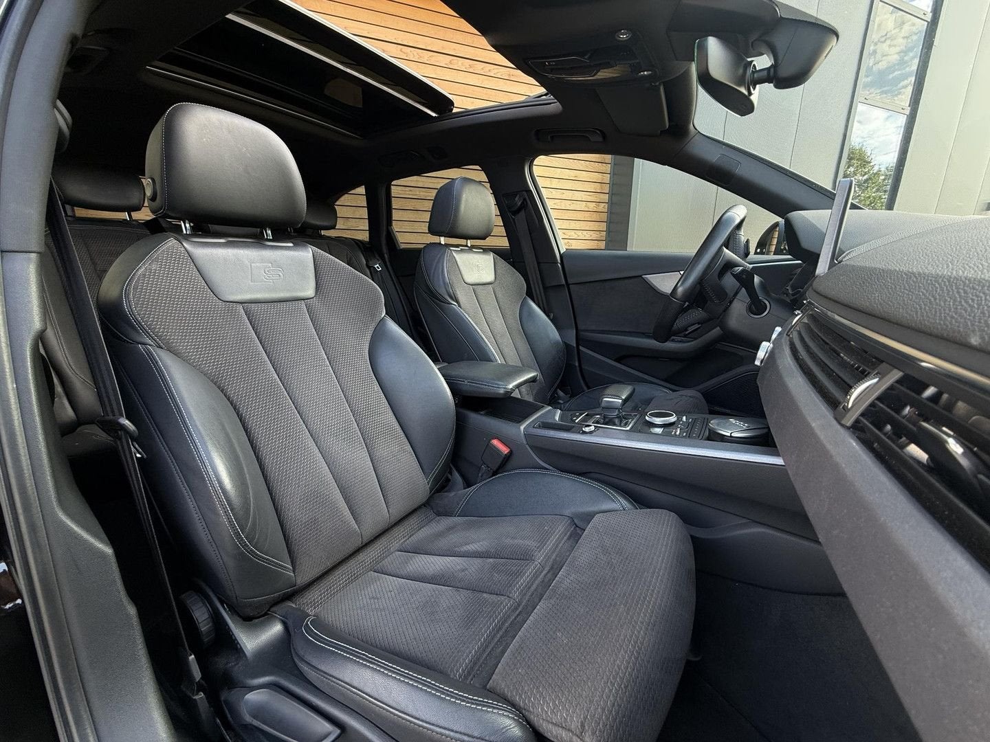 Audi A4 Avant 2.0 TFSI ultra Design Pro Line Plus B&O|KEYLES, Auto's, Audi, Automaat, Zwart, A4, Zwart
