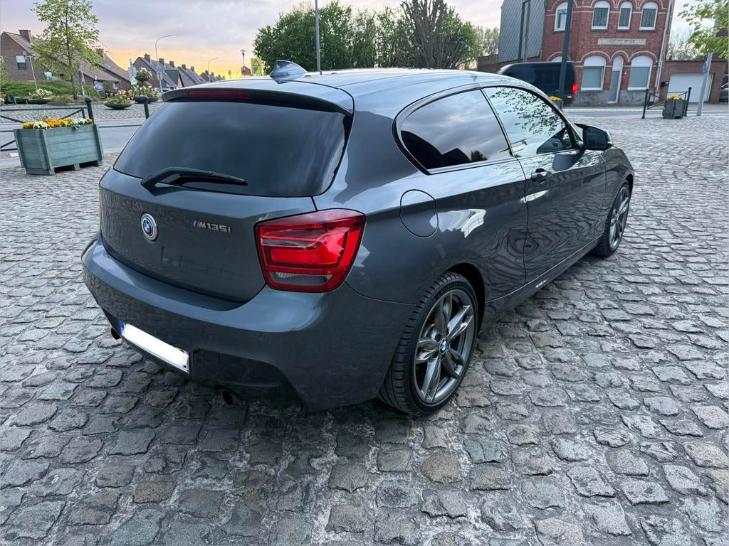 M135i n55 moteur refait a neuf !!, Auto's, Automaat, Euro 5, Zwart, Alcantara